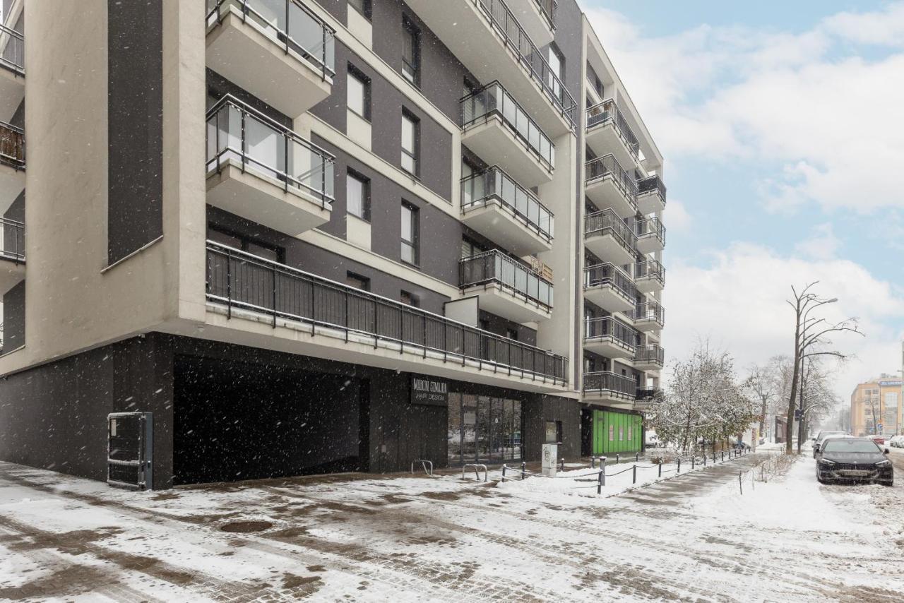 Modern One Bedroom Apartment With Parking In Lodz By Renters Prestige Екстериор снимка